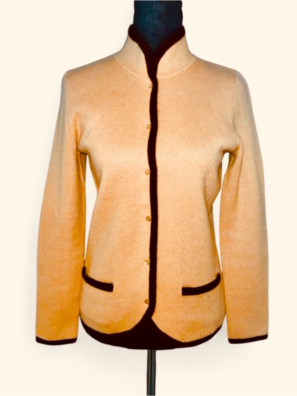 Sutton Studio 💯 Cashmere Cardigan Sweater